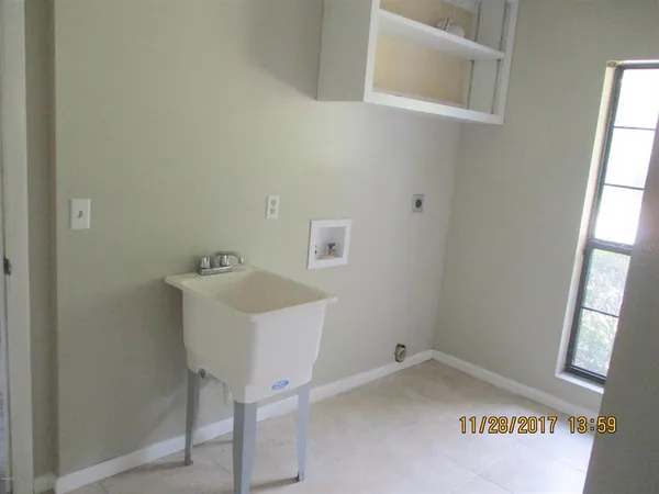 $2,400 | 731 Southeast 46th Court, Ocala, FL 34471