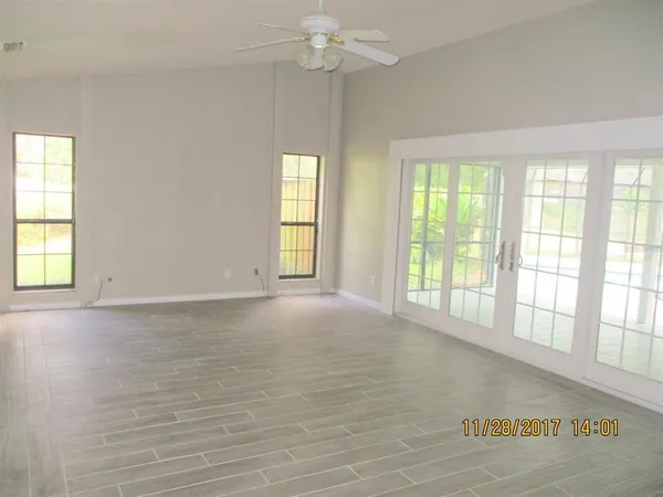 $2,400 | 731 Southeast 46th Court, Ocala, FL 34471