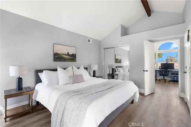 $1,200,000 | 2649 Elden Avenue, Unit E, Costa Mesa, CA 92627