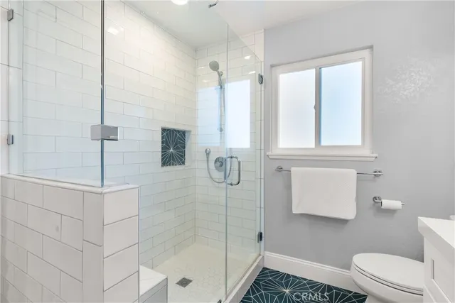 $1,200,000 | 2649 Elden Avenue, Unit E, Costa Mesa, CA 92627