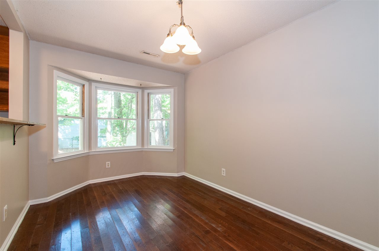 7401 Thorn Ridge Road Raleigh, NC 27613 - Photo 9 of 30 Dining Room