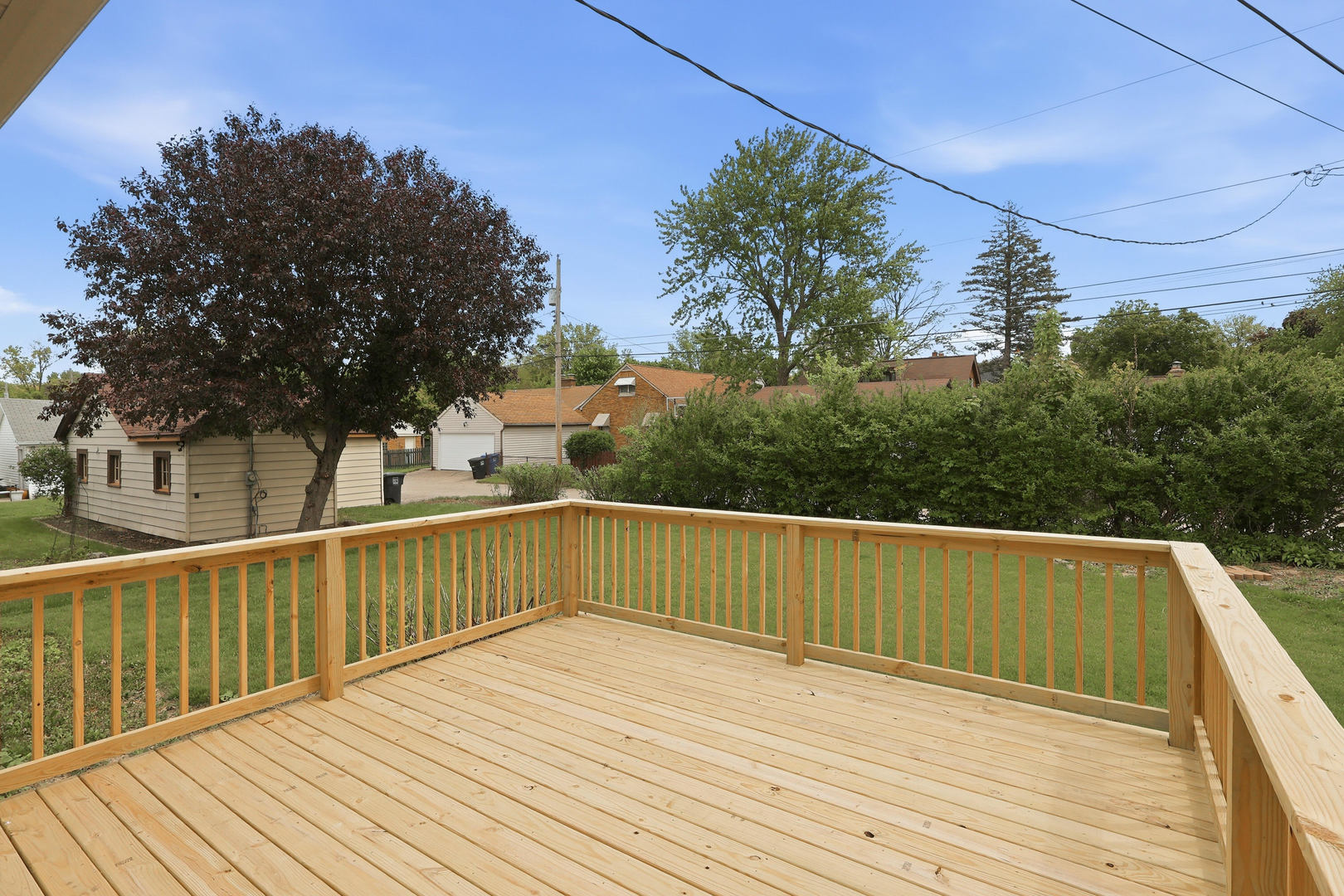 2528 28th Street Moline, IL 61265 - Photo 35 of 35 a view of a wooden deck