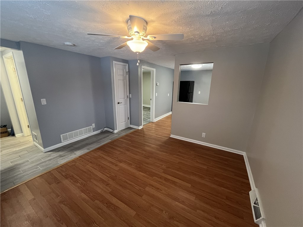 893 Hard, Unit 3 Webster, NY 14580 - Photo 5 of 15