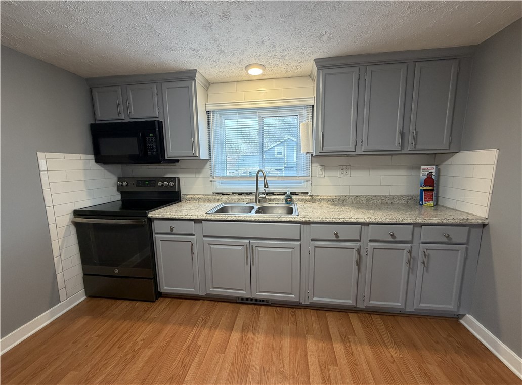 893 Hard, Unit 3 Webster, NY 14580 - Photo 7 of 15