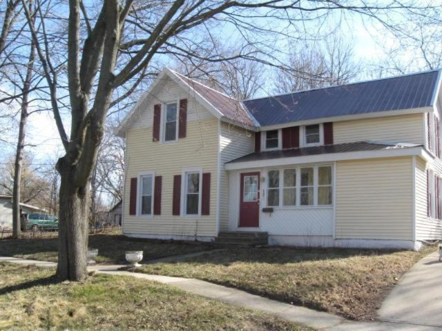 508 9th Street Three Rivers, MI 49093 - Photo 1 of 3 Primary Photo