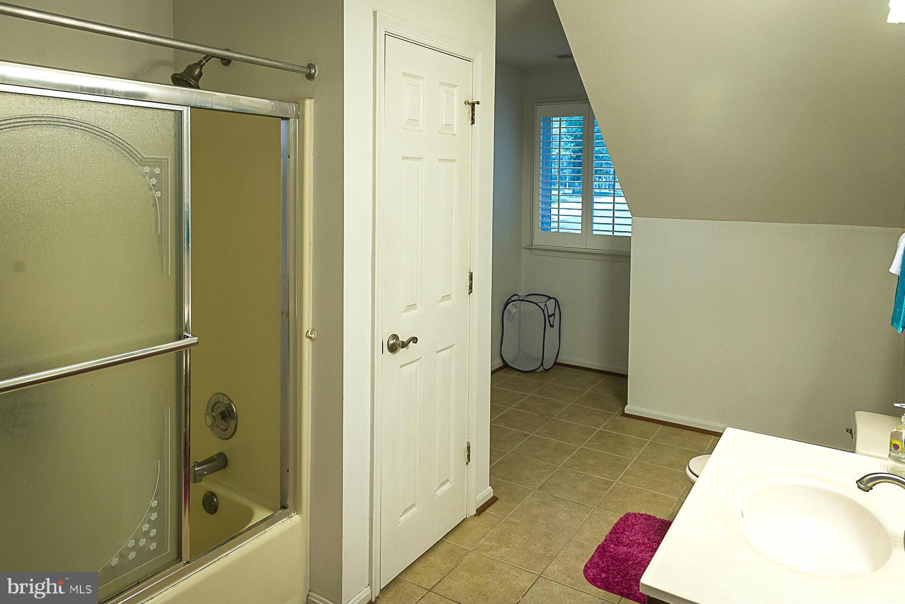 7105 Henson Landing Road Welcome, MD 20693 - Photo 21 of 30 Hall Bath
