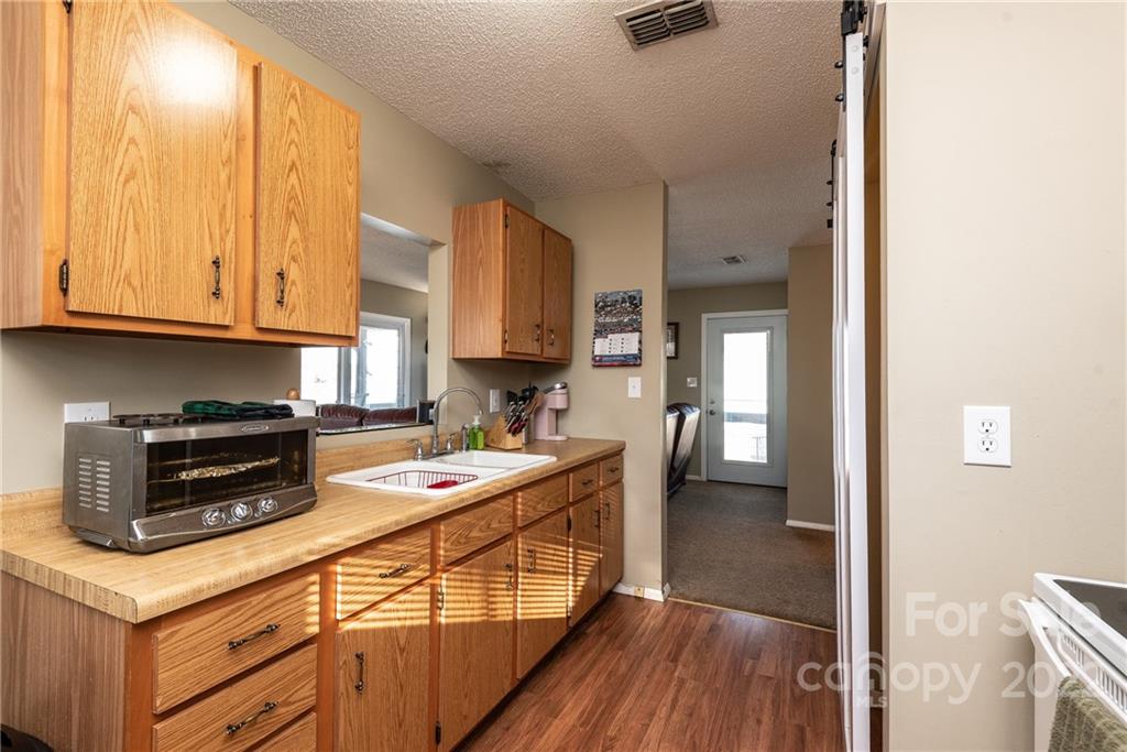 4454 Ridge Street Claremont, NC 28610 - Photo 36 of 45 Gallery Image 36