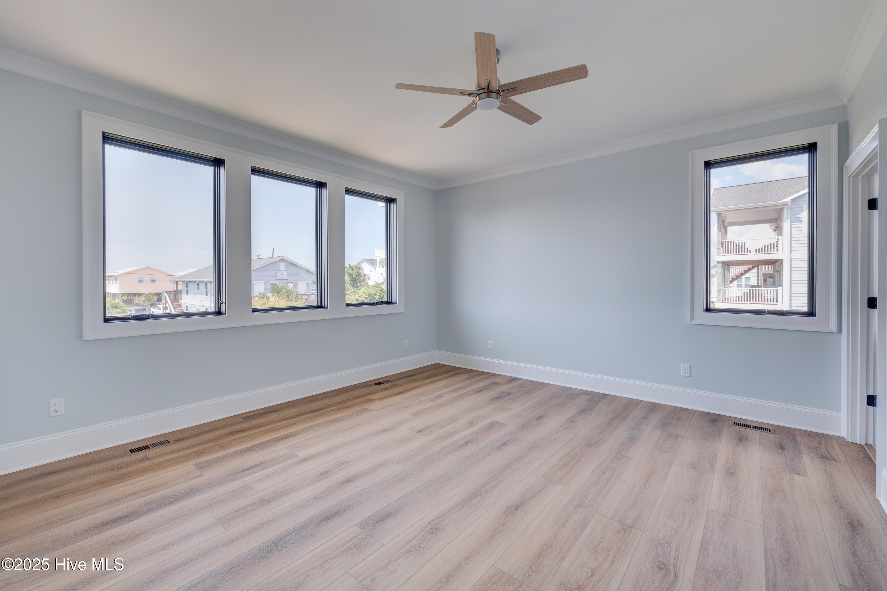 107 Raleigh Avenue Surf City, NC 28445 - Photo 24 of 40 Bedroom 2