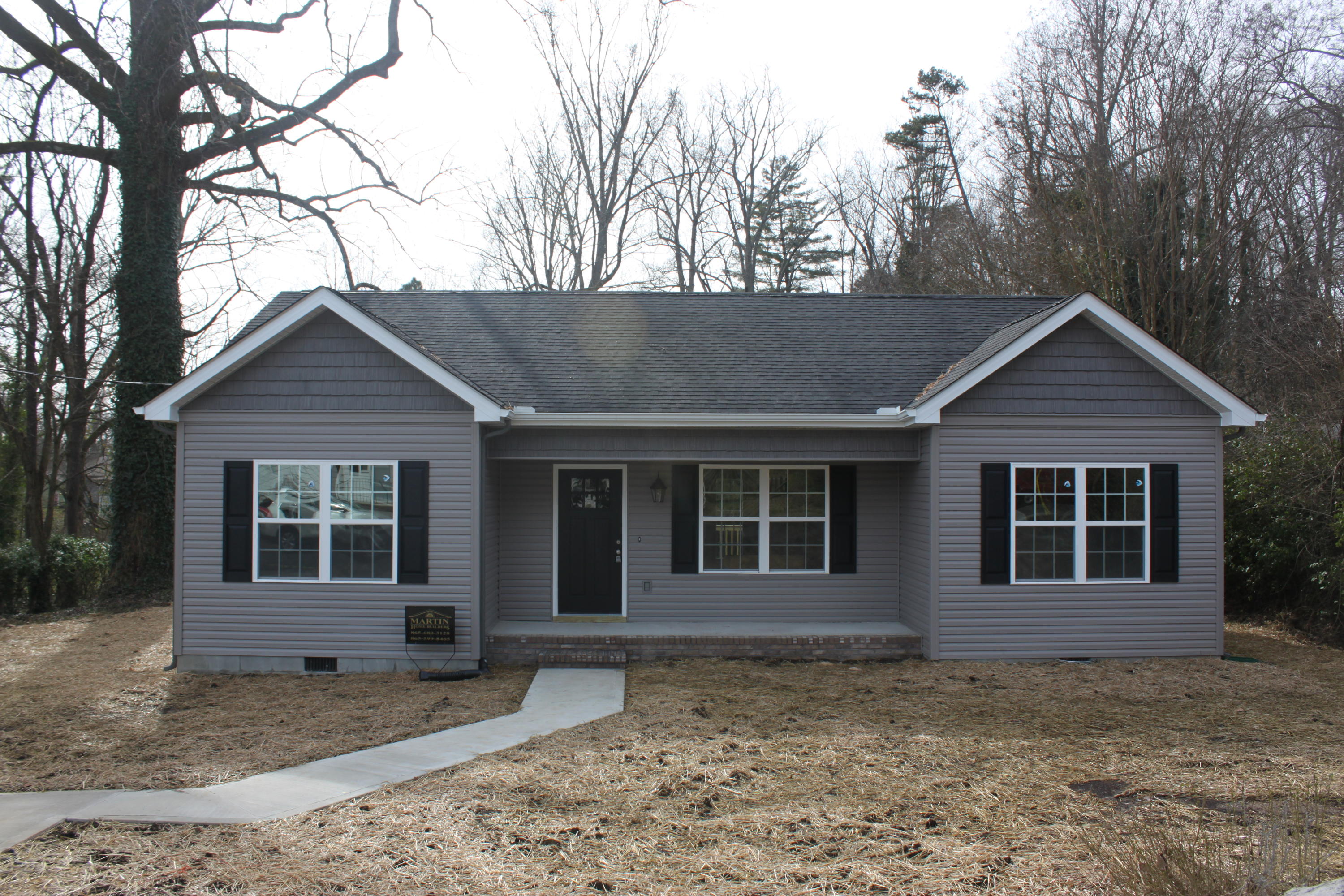 313 West Faunce Road Oak Ridge, TN 37830 - Photo 1 of 19 IMG_8196