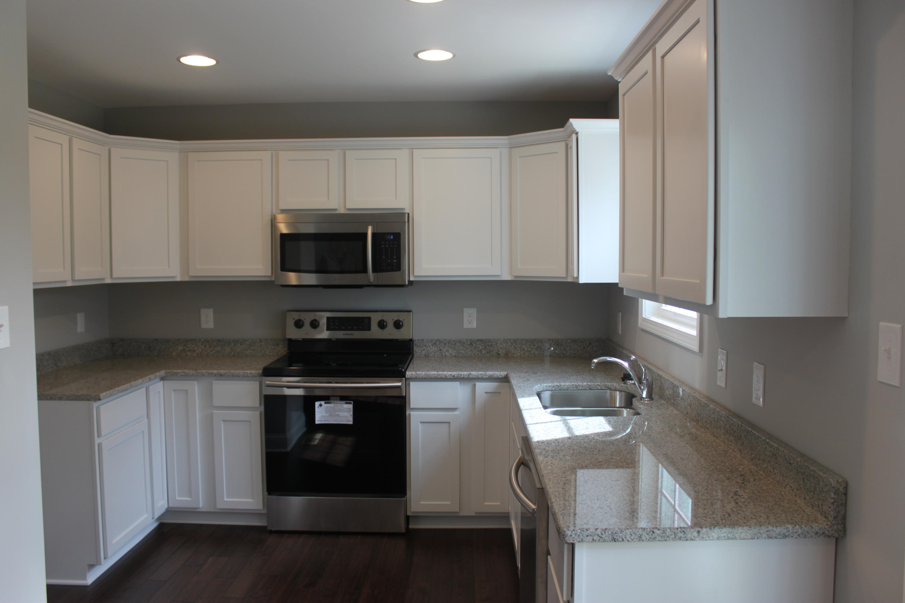313 West Faunce Road Oak Ridge, TN 37830 - Photo 6 of 19 Kitchen
