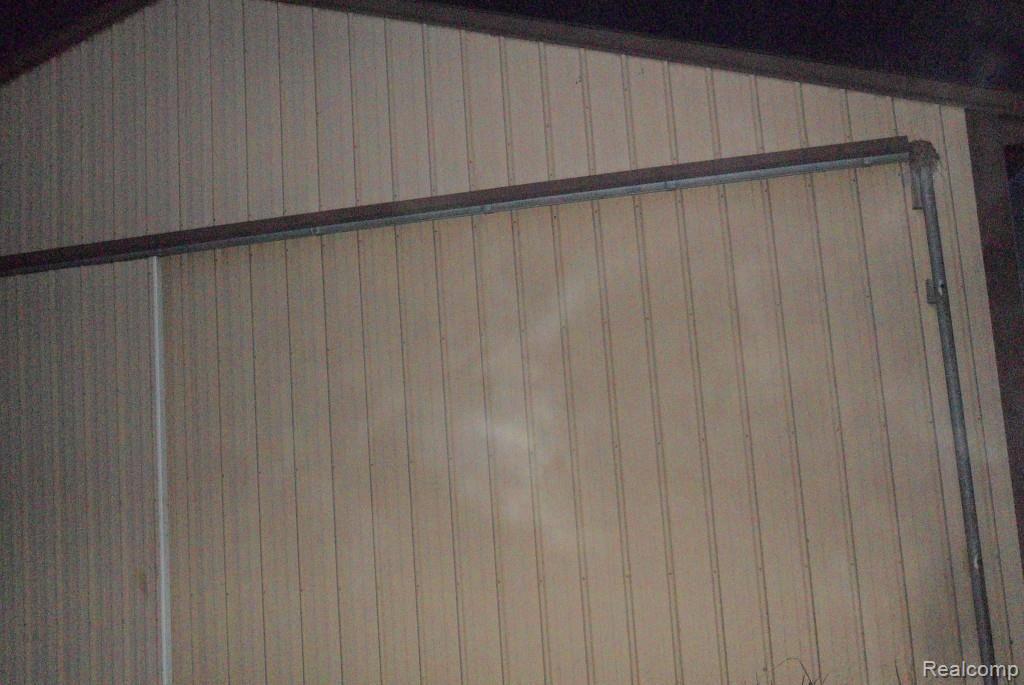6916 Ball Road Romulus, MI 48174 - Photo 9 of 10 SAM_1058.jpg