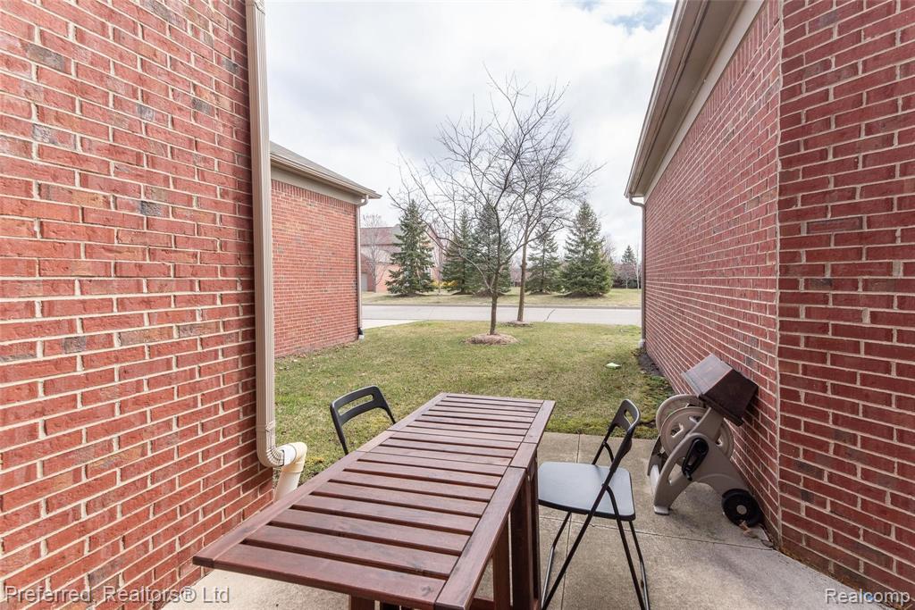 2051 Vanderbilt Road Canton, MI 48188 - Photo 28 of 34