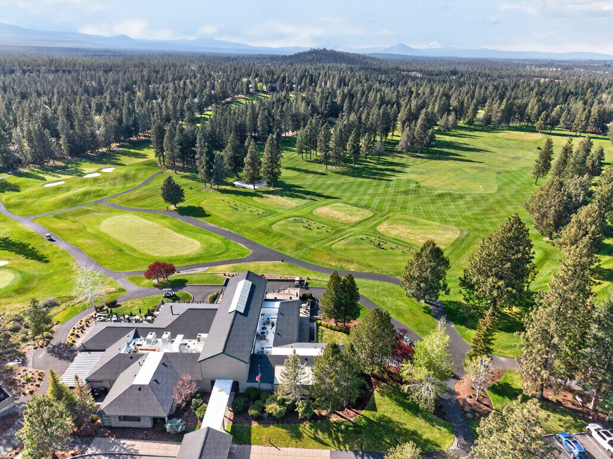 2269 Northwest Putnam Road Bend, OR 97703 - Photo 55 of 57
