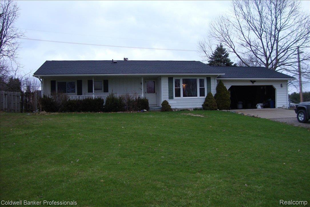 135 Daley Road Lapeer, MI 48446 - Photo 1 of 7 Daley 001