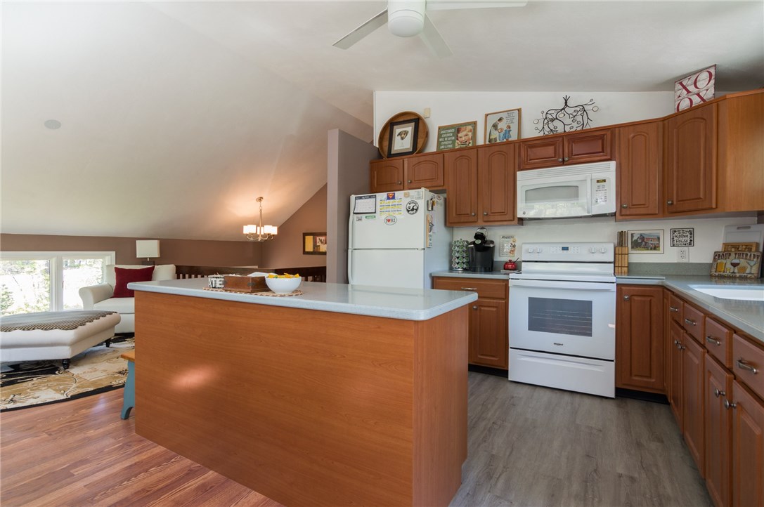 2901 Harkney Hill Road Coventry, RI 02816 - Photo 4 of 39
