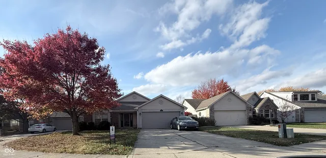 $275,000 | 6426 Hunters Green Court, Indianapolis, IN 46278