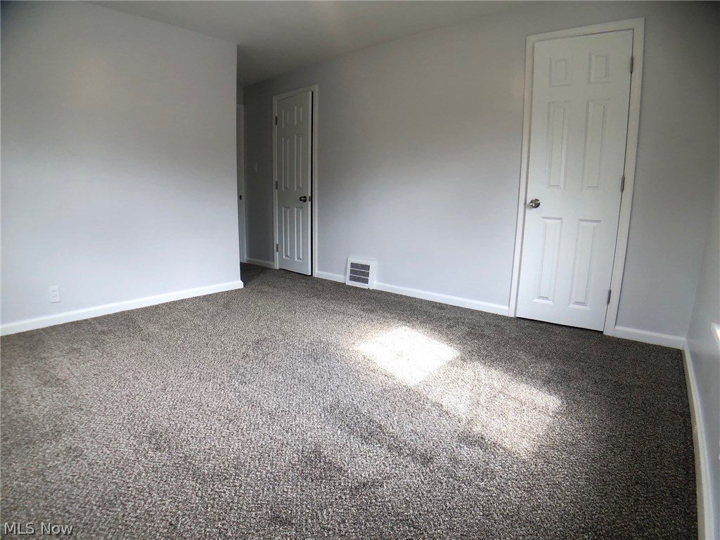5447 Summit Road Cleveland, OH 44124 - Photo 24 of 25