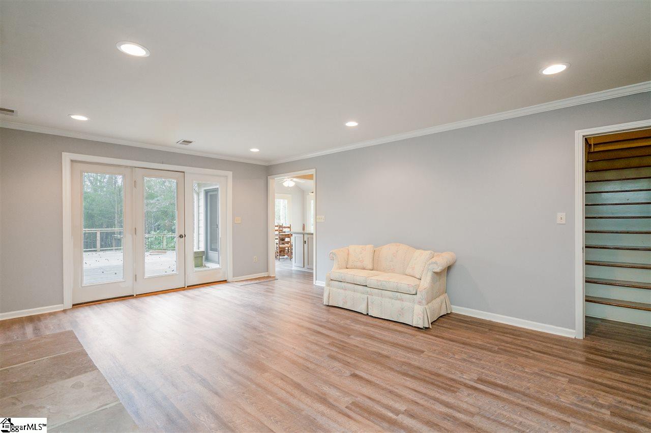 360 Pimlico Road Greenville, SC 29607 - Photo 5 of 30