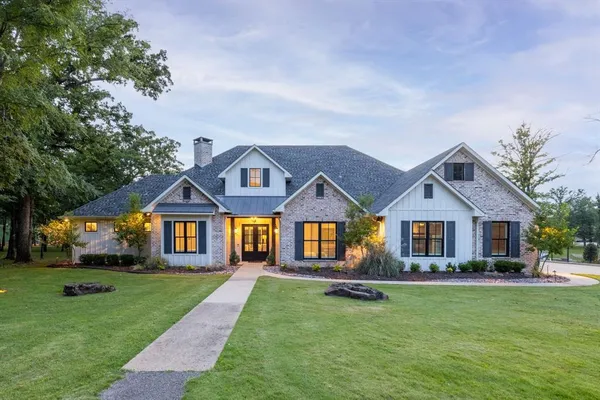 $3,750,000 | 201 Sandpiper Drive, Mabank, TX 75156
