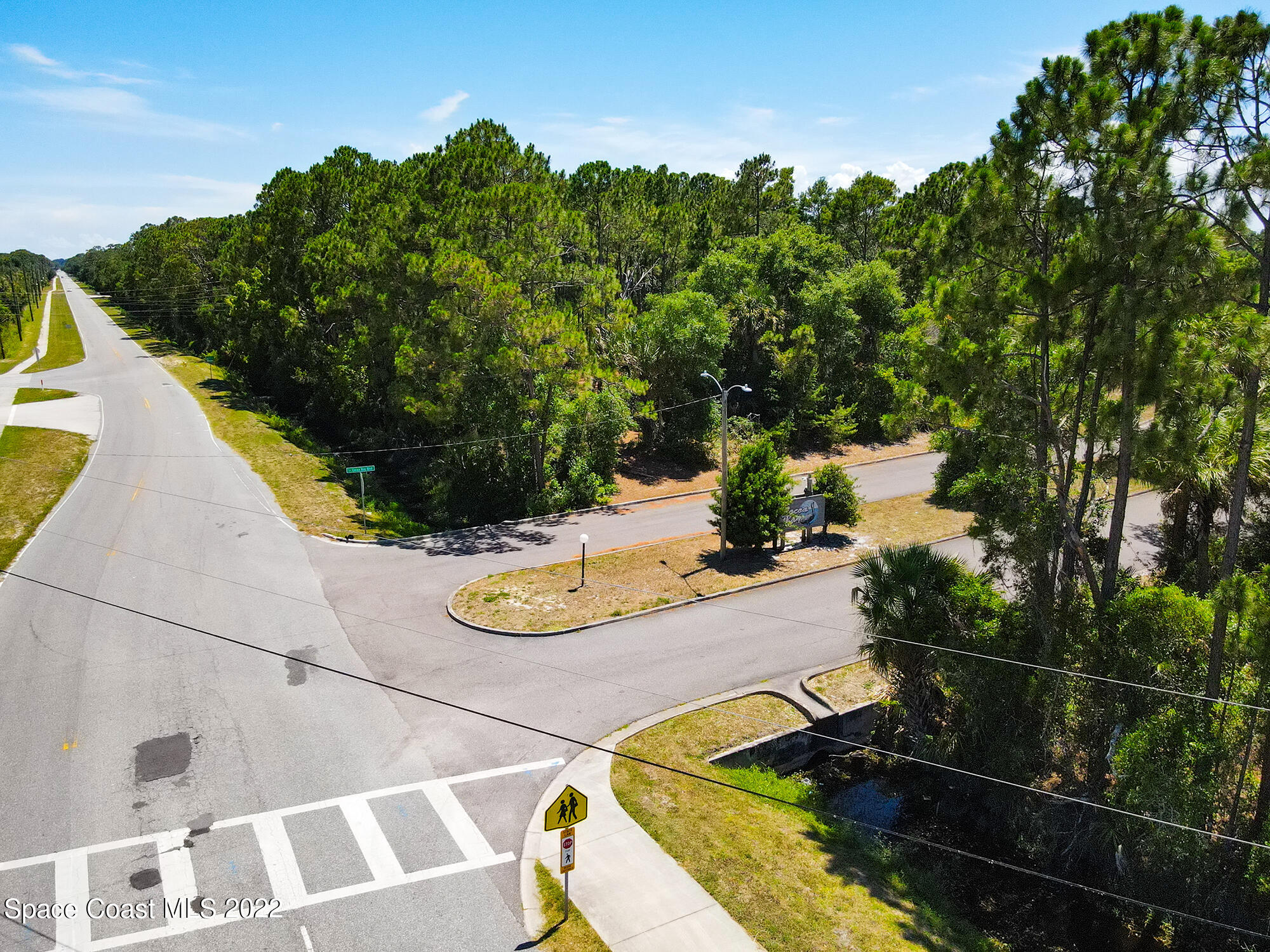 0 North Range Road Cocoa, FL 32926 - Photo 9 of 24 a view of a swimming pool with a patio