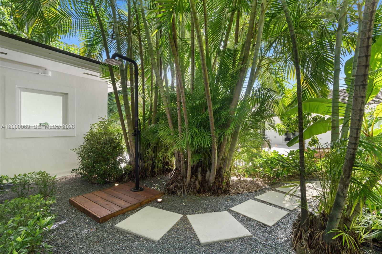 4800 Bay Point Road Miami, FL 33137 - Photo 52 of 74 a view of a back yard