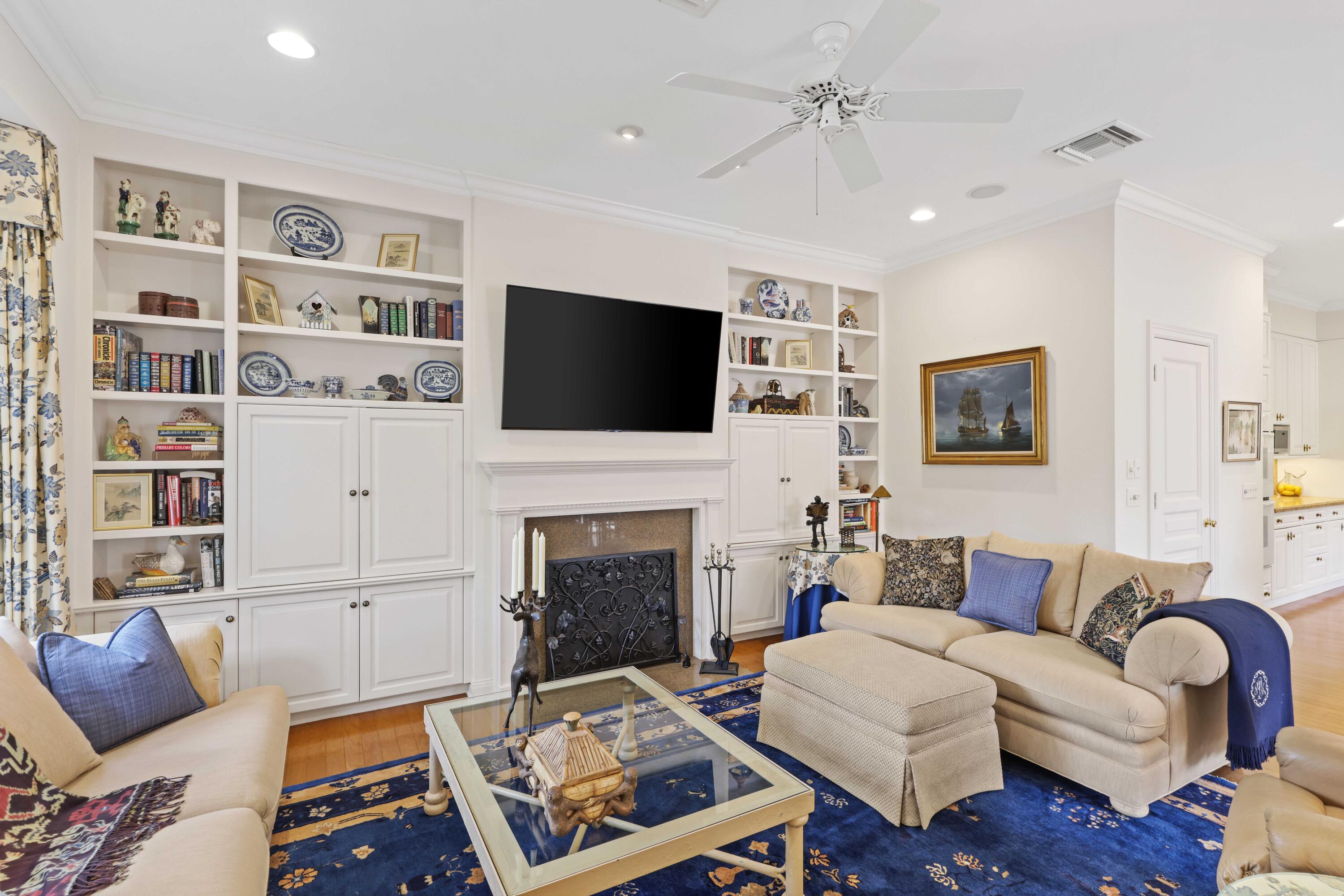 26 Country Road Boynton Beach, FL 33436 - Photo 24 of 57 Family Room