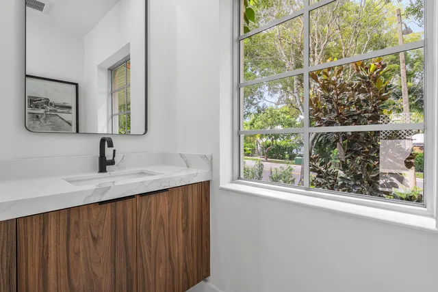 a view of a window in a room