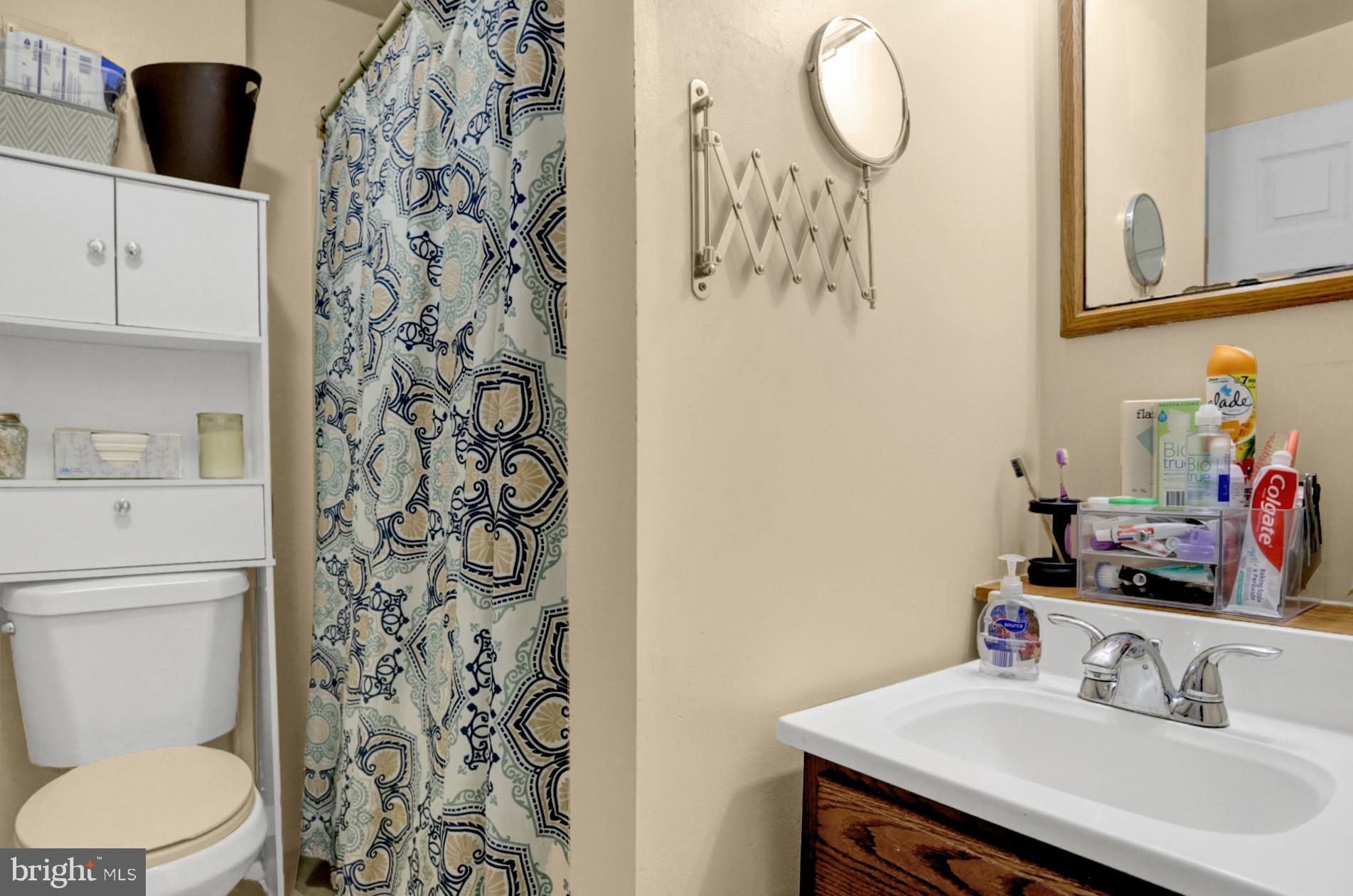 143 East Elm Street Reading, PA 19607 - Photo 12 of 18 First Floor Bathroom