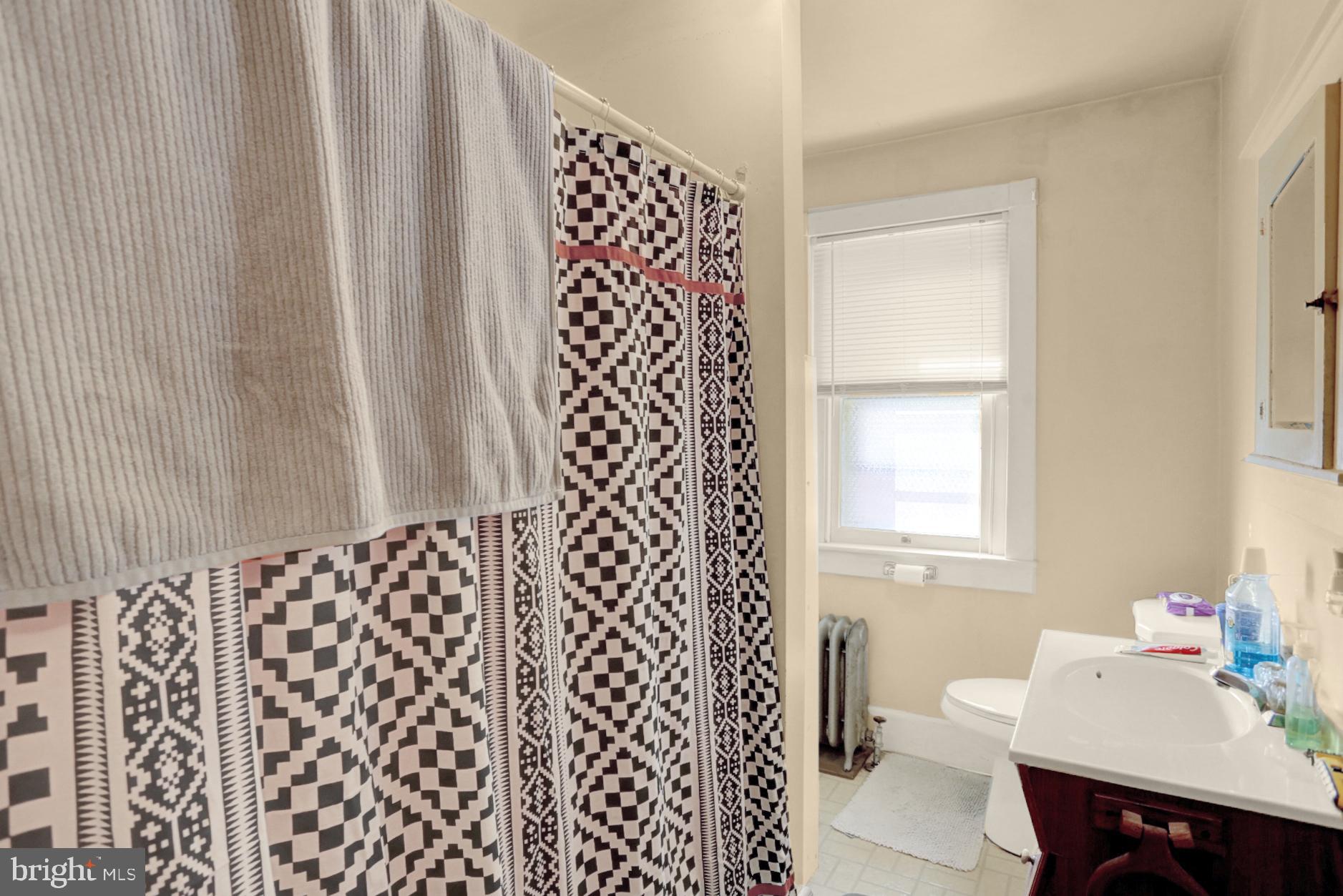 143 East Elm Street Reading, PA 19607 - Photo 18 of 18 Second Floor Bathroom