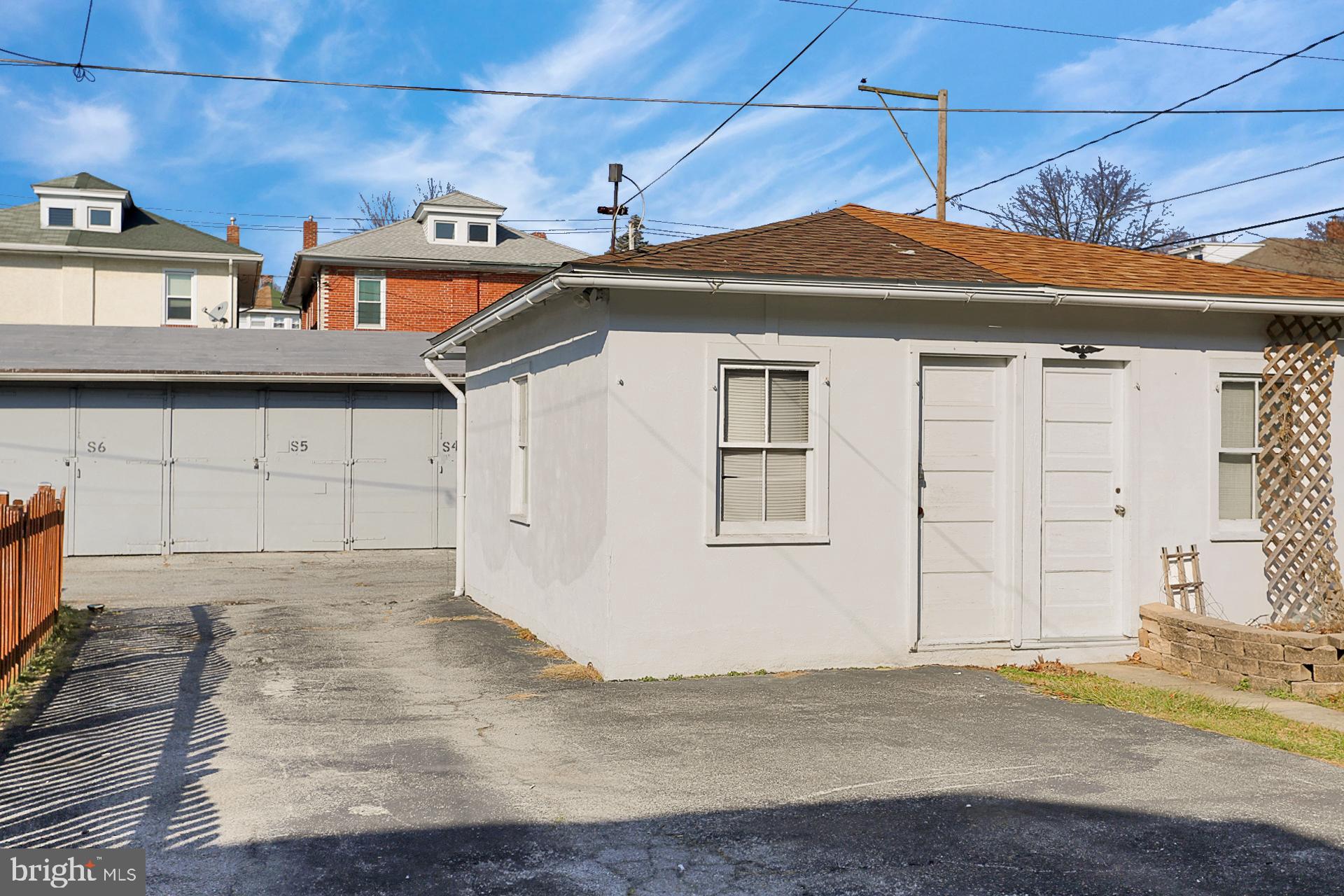 143 East Elm Street Reading, PA 19607 - Photo 5 of 18 Garage Rear