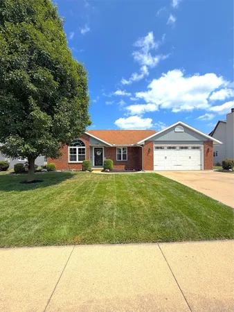 $369,900 | 1306 Oakview Drive, St. Marys, OH 45885