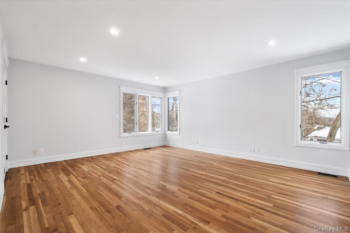 9 Shady Road Ardsley, NY 10502 - Photo 18 of 41