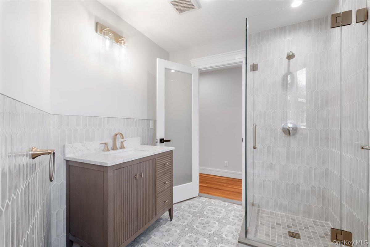 9 Shady Road Ardsley, NY 10502 - Photo 24 of 41 Hall Bath