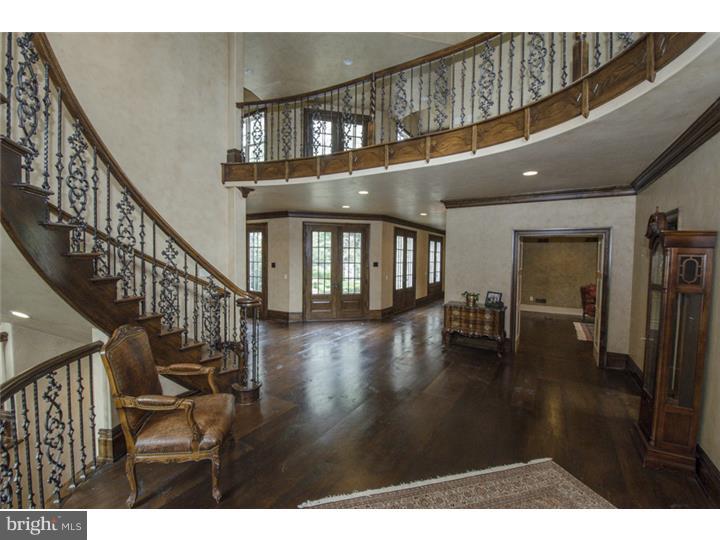 317 Edgehill Road Wayne, PA 19087 - Photo 2 of 25