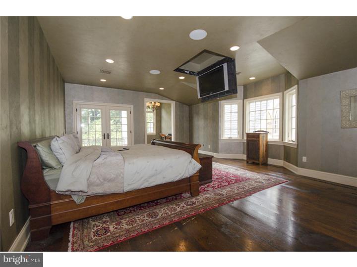 317 Edgehill Road Wayne, PA 19087 - Photo 12 of 25