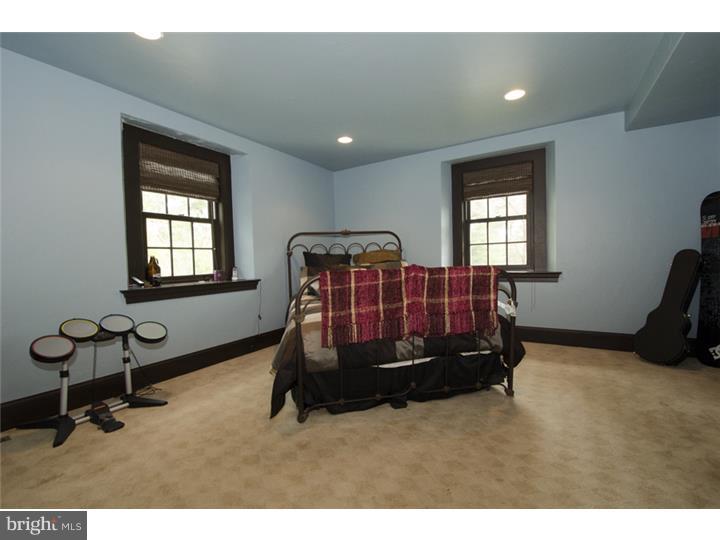 317 Edgehill Road Wayne, PA 19087 - Photo 15 of 25