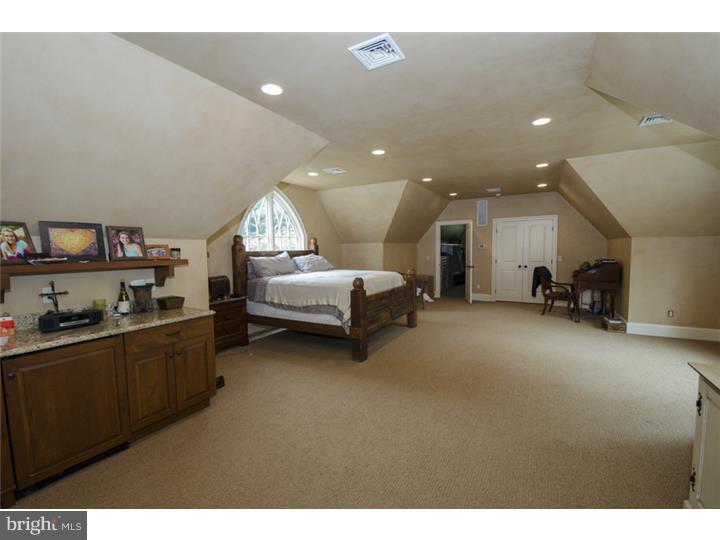 317 Edgehill Road Wayne, PA 19087 - Photo 17 of 25