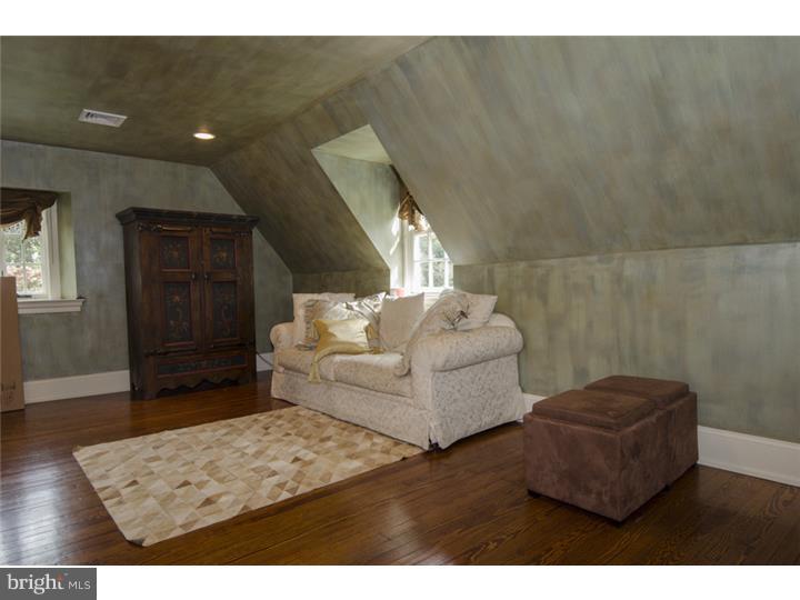 317 Edgehill Road Wayne, PA 19087 - Photo 19 of 25