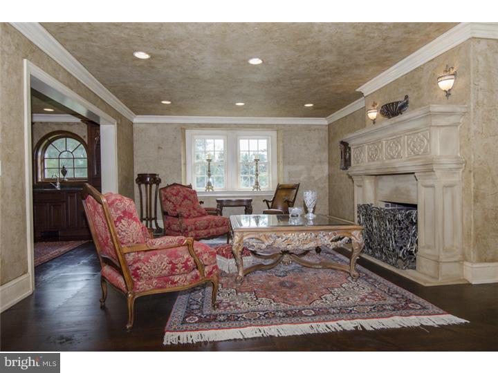 317 Edgehill Road Wayne, PA 19087 - Photo 3 of 25
