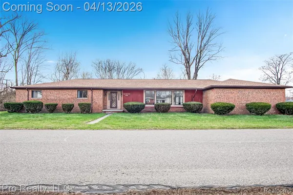 $299,999 | 11200 Wahrman Street, Romulus, MI 48174