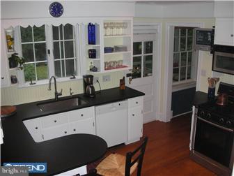14 Hendrickson Road Lawrenceville, NJ 08648 - Photo 6 of 12 Kitchen