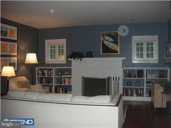 14 Hendrickson Road Lawrenceville, NJ 08648 - Photo 9 of 12 Living Room