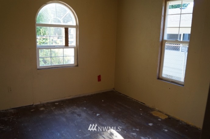1105 Harding Road Aberdeen, WA 98520 - Photo 11 of 19 Gallery Image 11