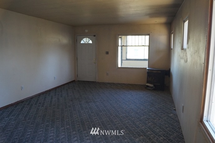 1105 Harding Road Aberdeen, WA 98520 - Photo 12 of 19 Gallery Image 12