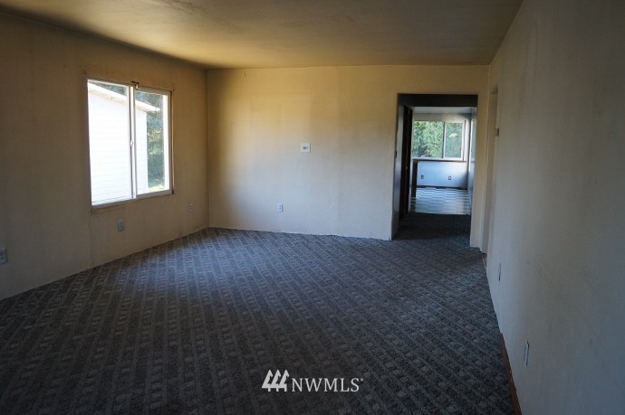 1105 Harding Road Aberdeen, WA 98520 - Photo 14 of 19 Gallery Image 14