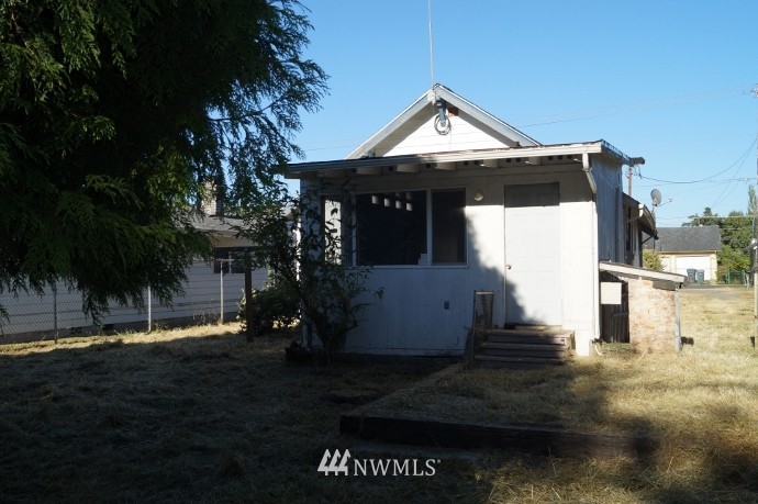 1105 Harding Road Aberdeen, WA 98520 - Photo 3 of 19 Gallery Image 3