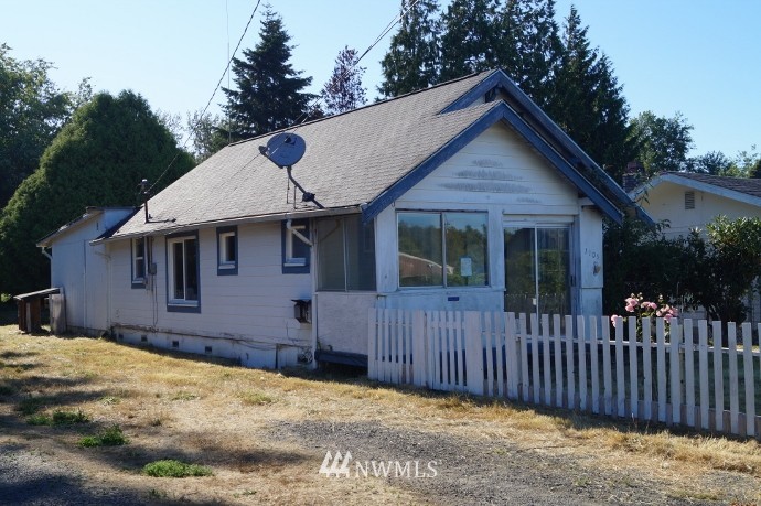 1105 Harding Road Aberdeen, WA 98520 - Photo 5 of 19 Gallery Image 5
