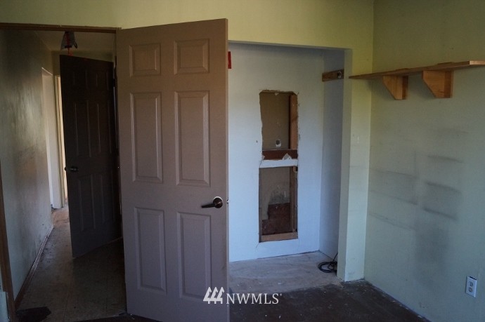 1105 Harding Road Aberdeen, WA 98520 - Photo 7 of 19 Gallery Image 7