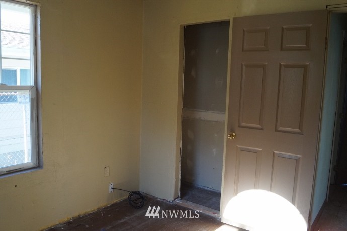 1105 Harding Road Aberdeen, WA 98520 - Photo 10 of 19 Gallery Image 10