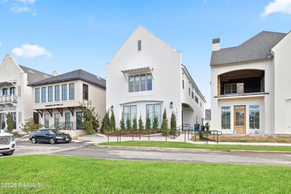 $3,500 | 1013 Camellia Boulevard, Unit A, Lafayette, LA 70508